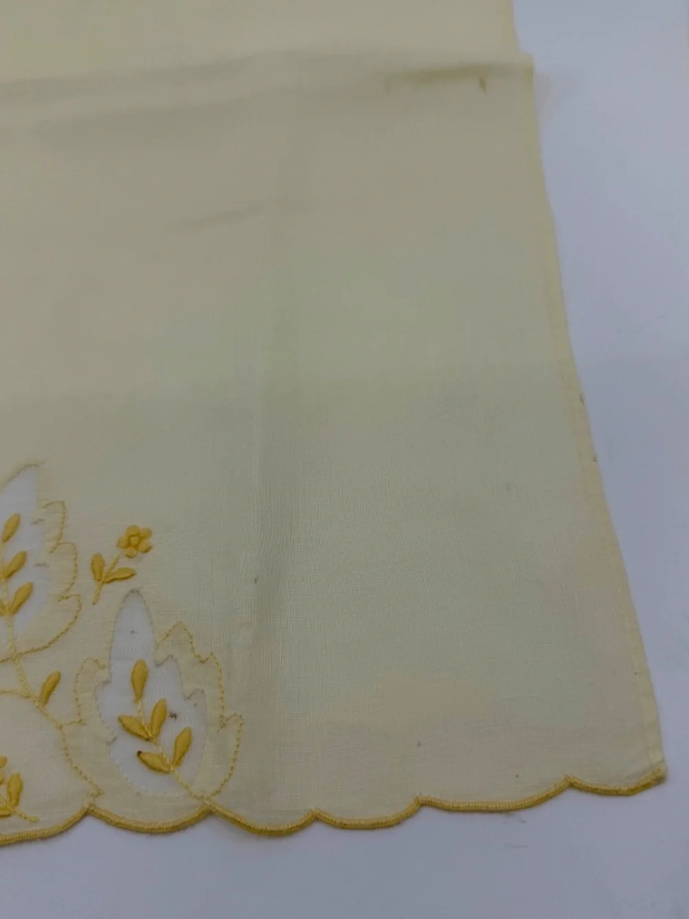 Pair Vintage Embroidered Pale Yellow Madeira Linen & Organza Fingertip Towels